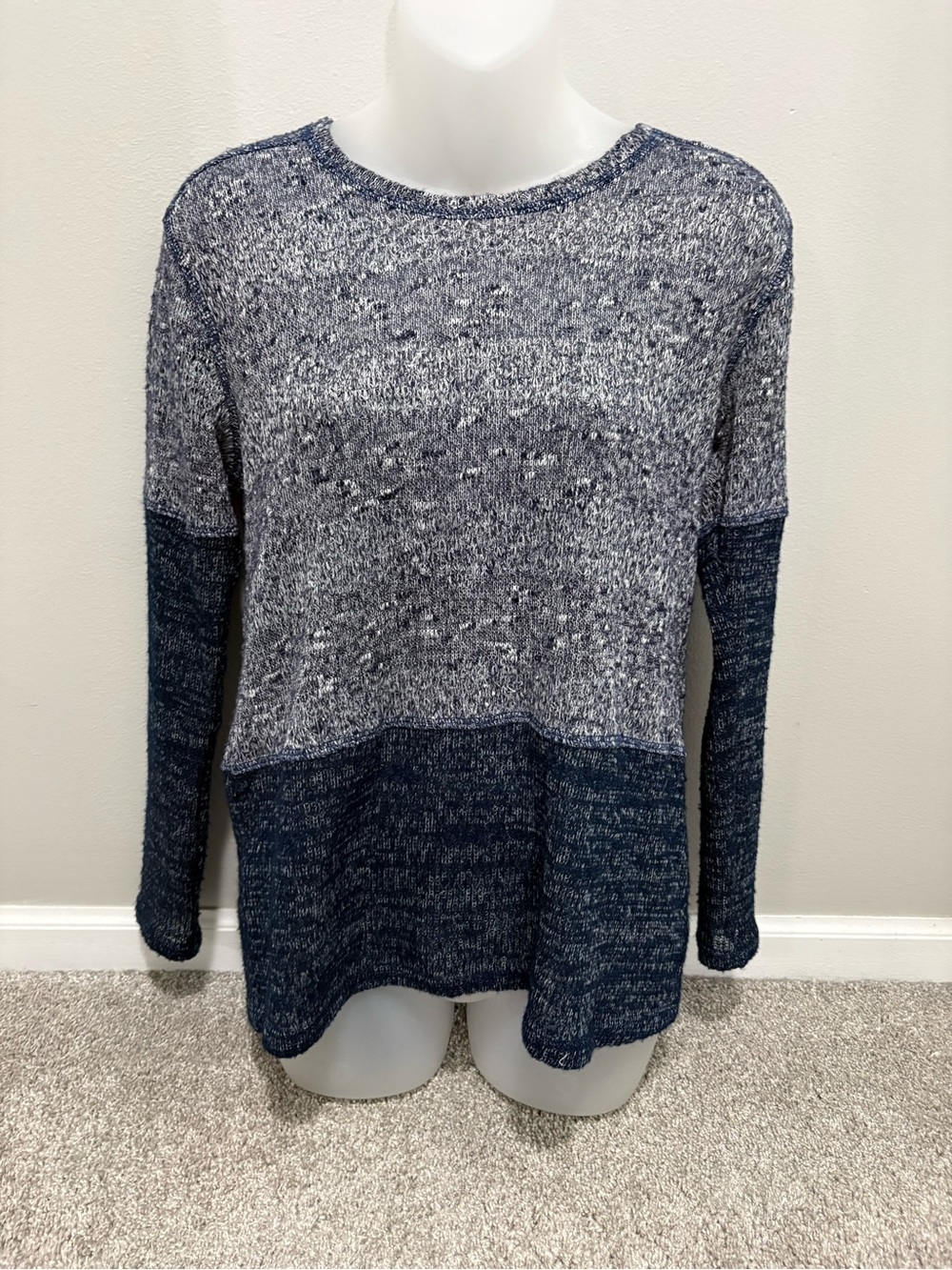 Marled Navy and Heather Blue White Knit Pullover Sweater Light Weight Sz M